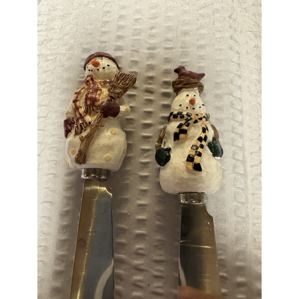 Set Of 2 Snowmen Butter Or Cheese Knives. 5 Inches.
